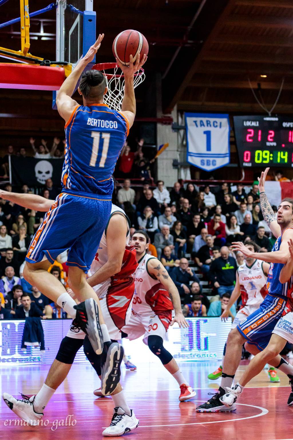 Derby tra Legnano e Sangiorgese - foto di Ermanno 