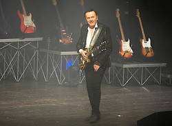 Dodi Battaglia al Teatro di Varese - foto di Roberto Gernetti