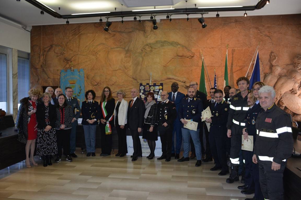 Lions Club Parabiago Giuseppe Maggiolini, giornata dedicata alle forze dell'ordine e di controllo